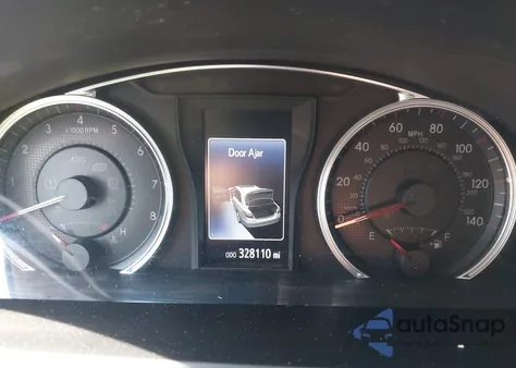 2015 Toyota Camry Se z USA, uszkodzony, nr VIN 4T1BF1FK8FU003330